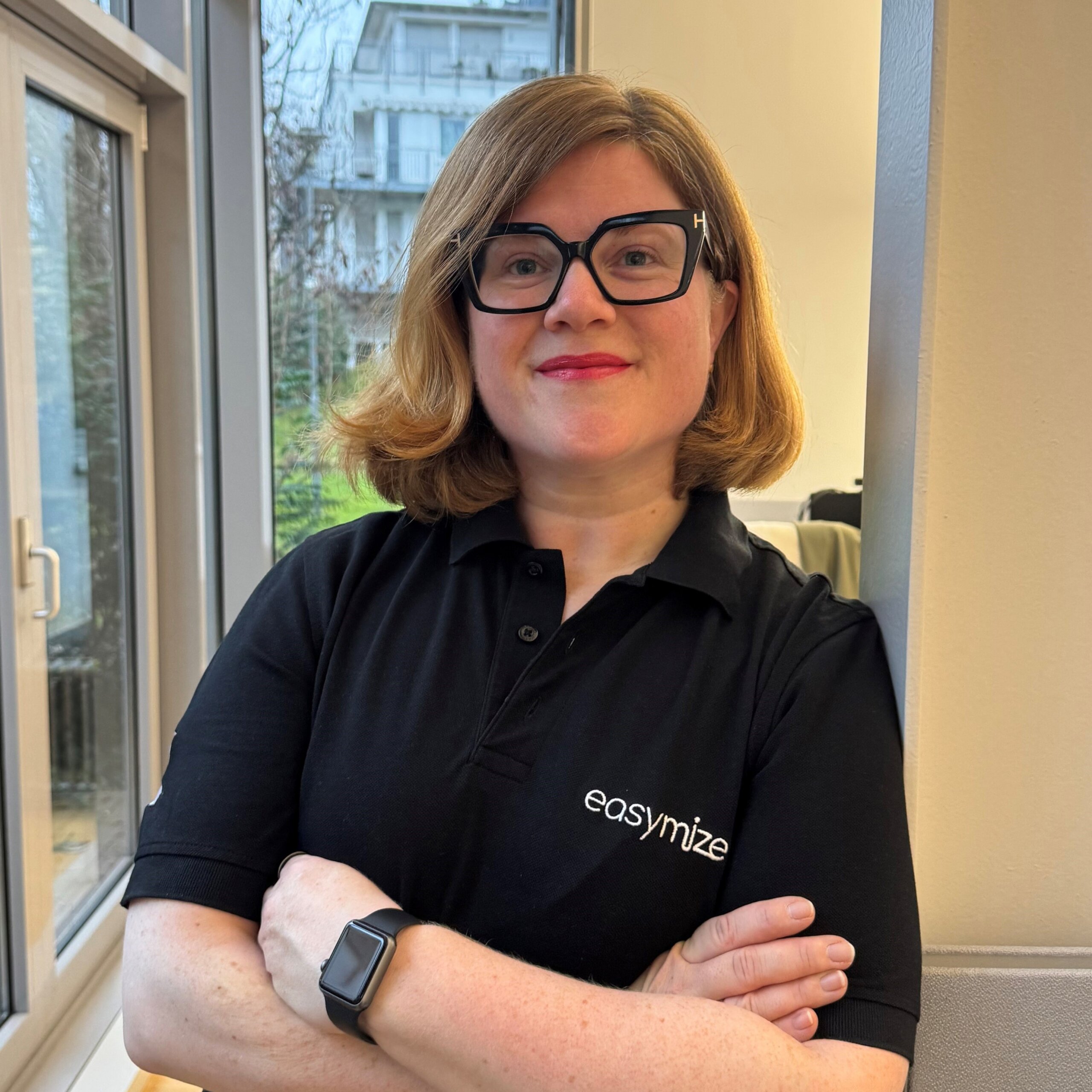 Eva_neu_Webseite Profilbild Eva Maria Hauswald. Eva ist ein Teil der zweiköpfigen Geschäftsführung der easymize GmbH.